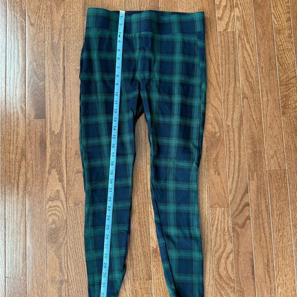 Loft Cropped Bottoms Green and Blue Plaid Leggings